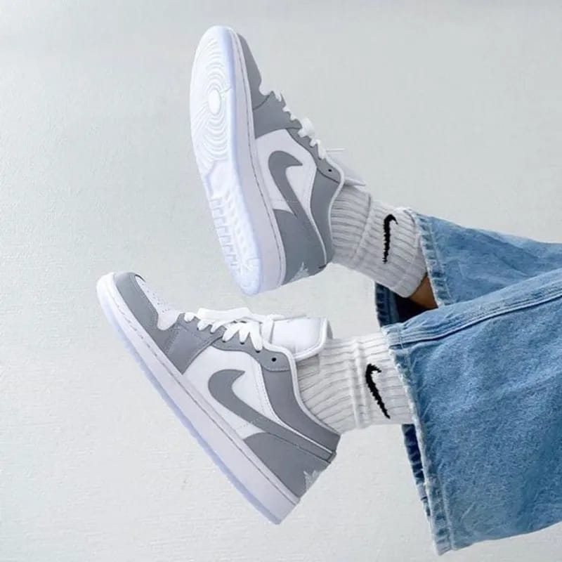 AIR JORDAN 1 LOW
