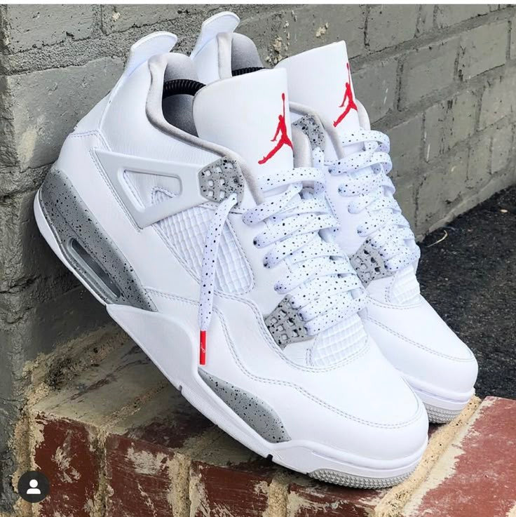 Jordan 4